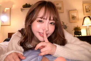 Dù bị quấy rối trên tàu đến trường nhưng em nữ học sinh chỉ biết im lặng