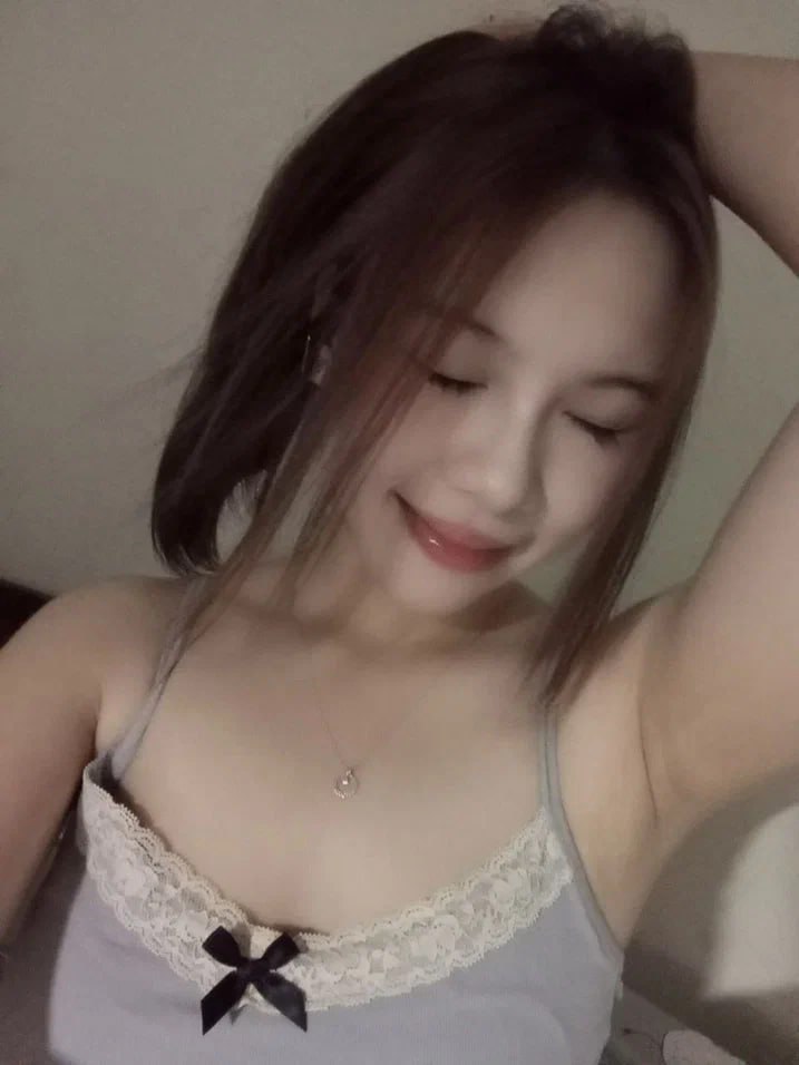 Em học sinh liên tục bị Trả bài trong chuyến đi hội trại xa nhà
